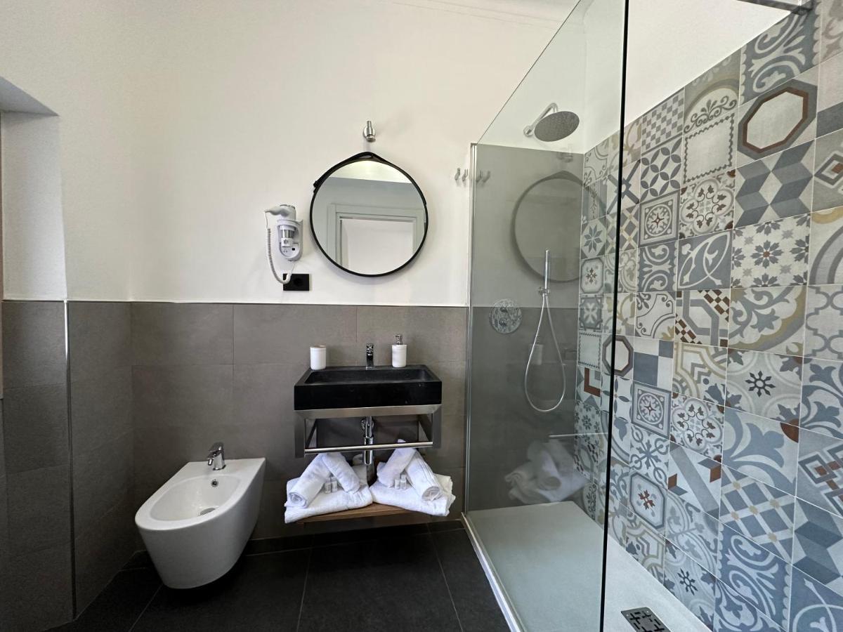 Ng Guest House Il Gallura أولبيا المظهر الخارجي الصورة